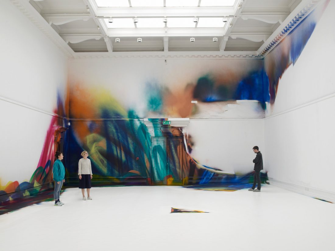 <p>Installation image from <em>Katharina Grosse, This Drove my Mother up the Wall</em>, 2017. Photo: Andy Keate.</p>
