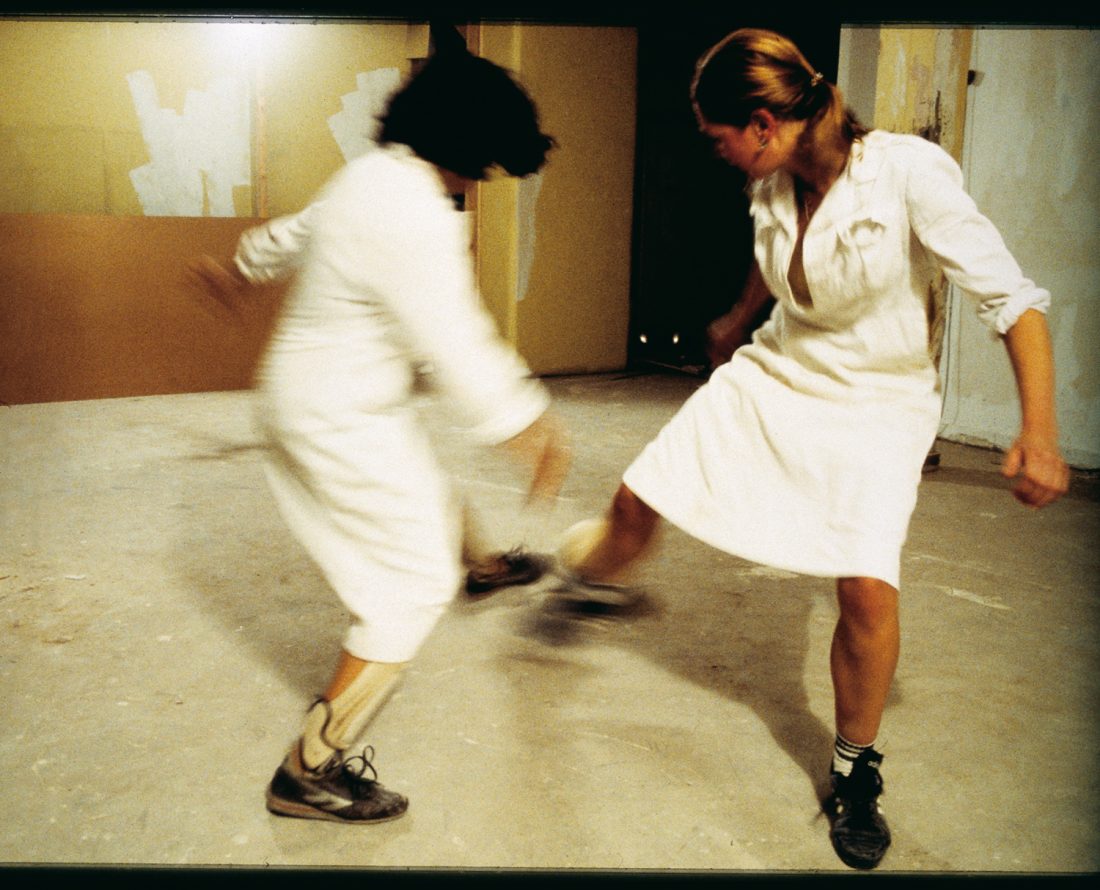 <p>Lucy Gunning,<em> The Footballers</em> (1994-96), production still. Courtesy: the artist and Matt’s Gallery</p>