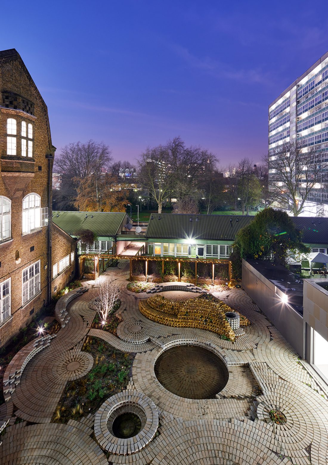 <p>Evening view of the garden designed by Gabriel Orozco, 2016 (c) Gabriel Orozco. Photo: Andy Stagg</p>